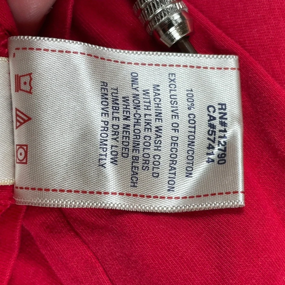 True Religion T-Shirt Mens Medium Red Graphic Logo Short Sleeve Cotton USA Made